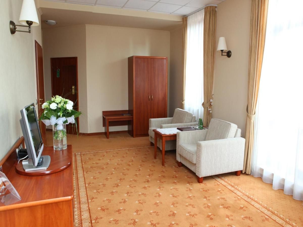 Отель Hotel Zawiercie Заверце